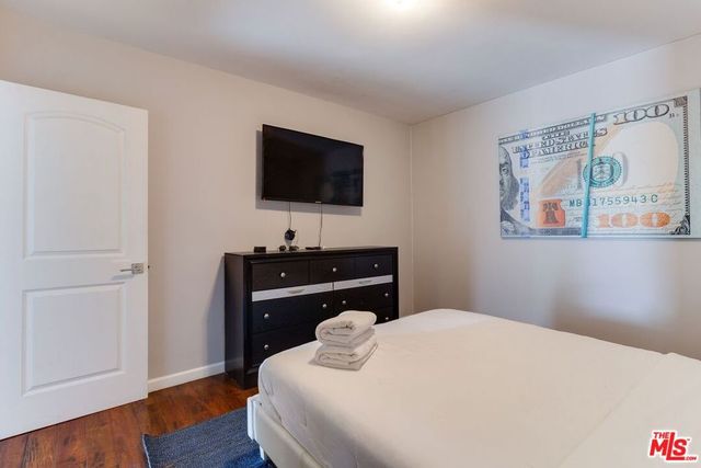 7553 GARDEN GROVE Avenue, Reseda, CA 91335