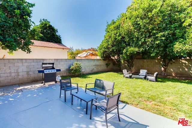 7553 GARDEN GROVE Avenue, Reseda, CA 91335