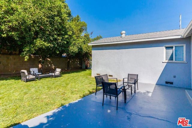 7553 GARDEN GROVE Avenue, Reseda, CA 91335