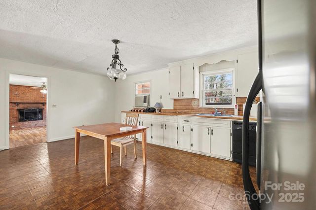 3442 Lester Street, Conover, NC 28613