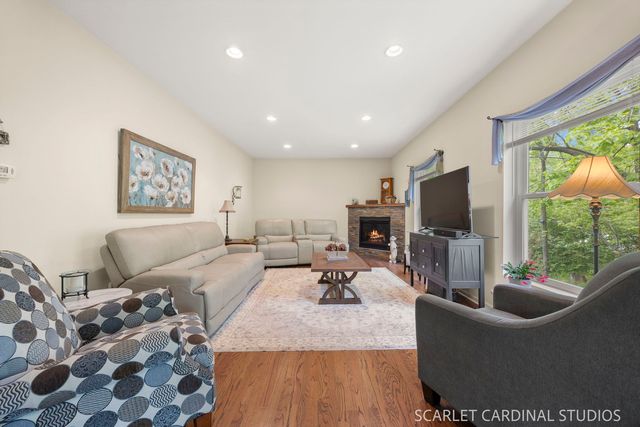444 Cambridge Way, Bolingbrook, IL 60440