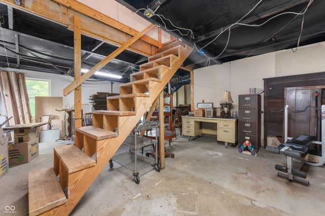 6717 S State Road 109, Knightstown, IN 46148