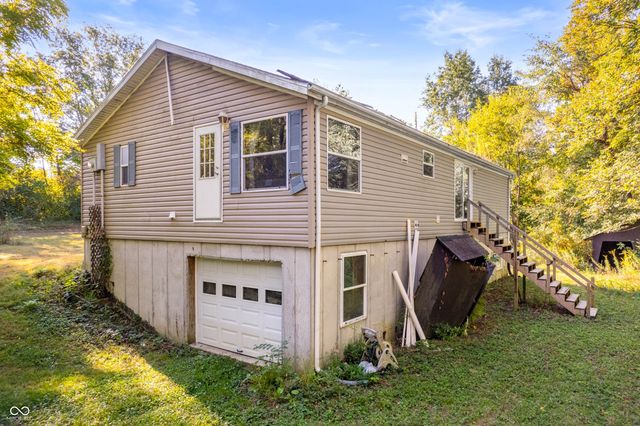 6717 S State Road 109, Knightstown, IN 46148