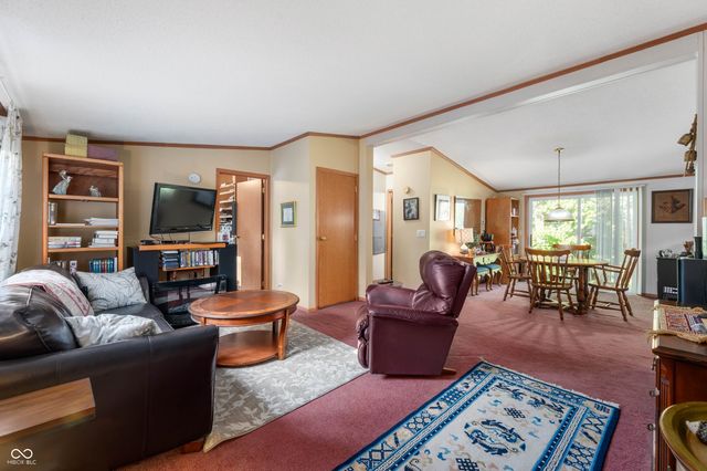 6717 S State Road 109, Knightstown, IN 46148