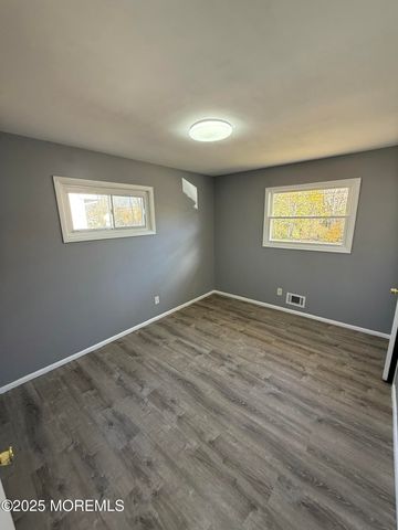 127 Mill Street, Toms River, NJ 08757