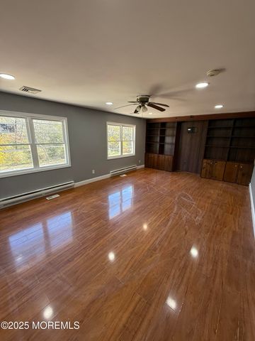 127 Mill Street, Toms River, NJ 08757