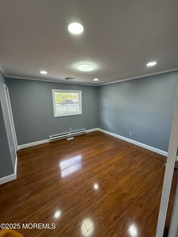 127 Mill Street, Toms River, NJ 08757