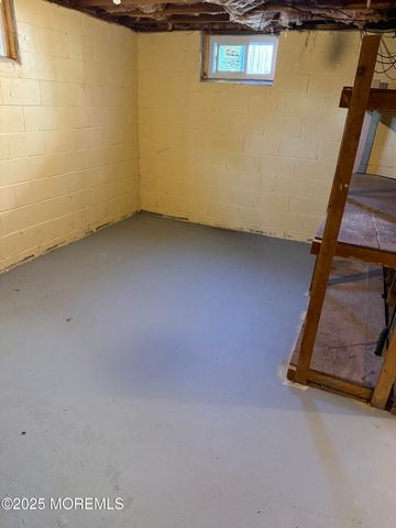 127 Mill Street, Toms River, NJ 08757