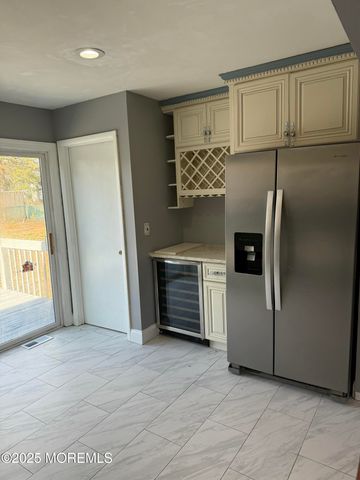 127 Mill Street, Toms River, NJ 08757