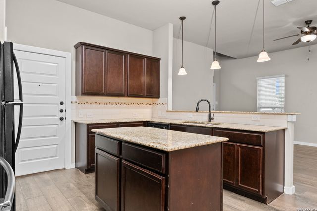 2213-2215 AVERY VILLAGE, New Braunfels, TX 78130