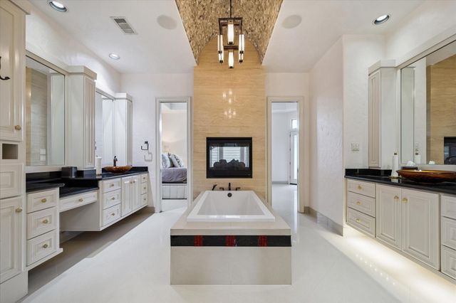 5703 Lakeshore Vista, Richmond, TX 77469