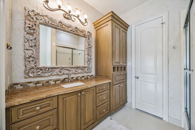 5703 Lakeshore Vista, Richmond, TX 77469