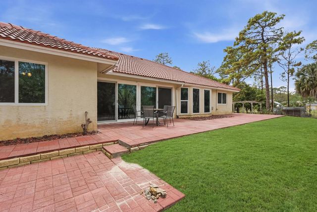 15327 64th Place N, Loxahatchee, FL 33470