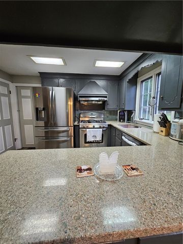 3 Kirker Drive, East Greenwich, RI 02818