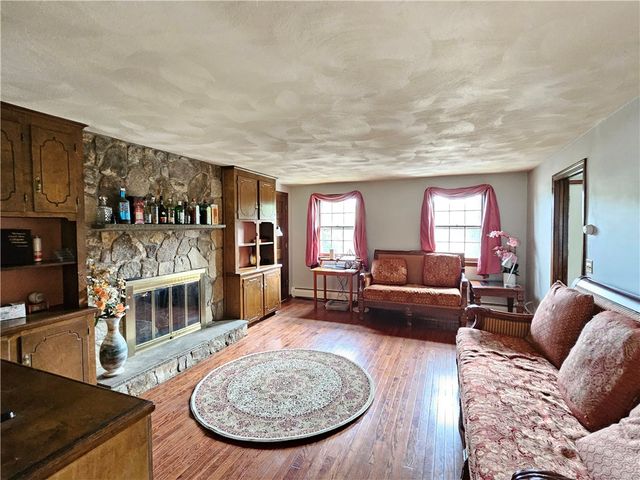 3 Kirker Drive, East Greenwich, RI 02818