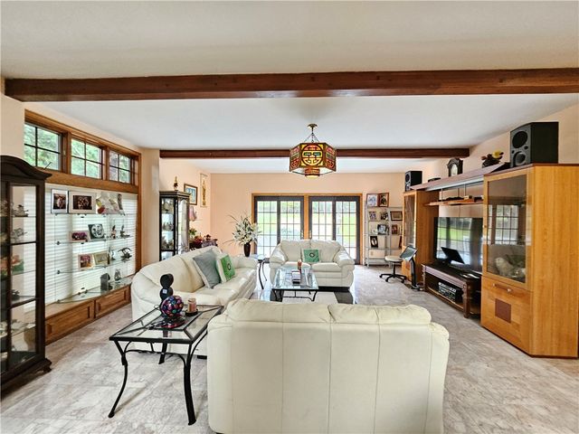 3 Kirker Drive, East Greenwich, RI 02818