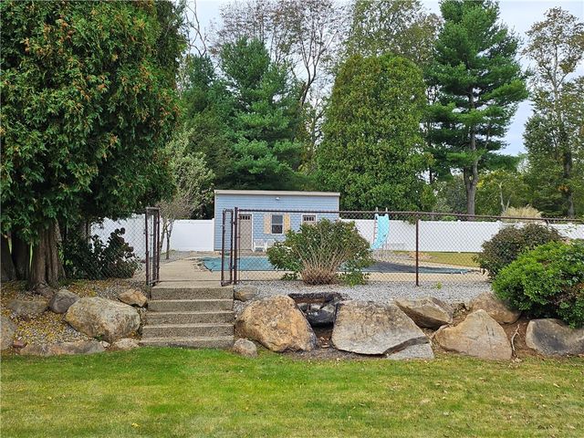 3 Kirker Drive, East Greenwich, RI 02818
