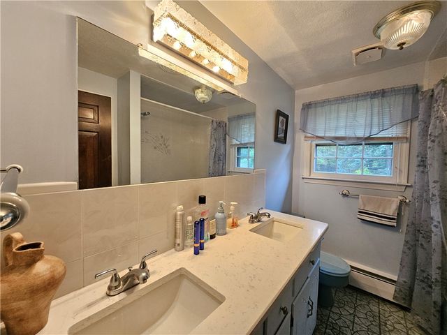 3 Kirker Drive, East Greenwich, RI 02818