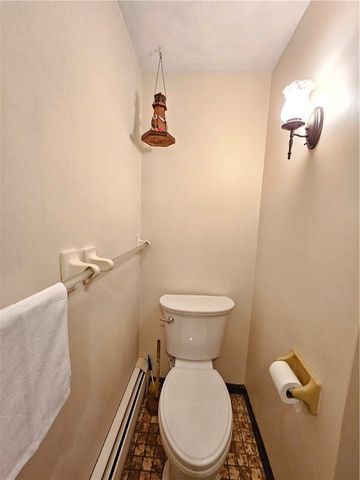 3 Kirker Drive, East Greenwich, RI 02818