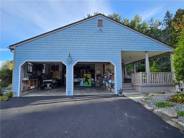 3 Kirker Drive, East Greenwich, RI 02818