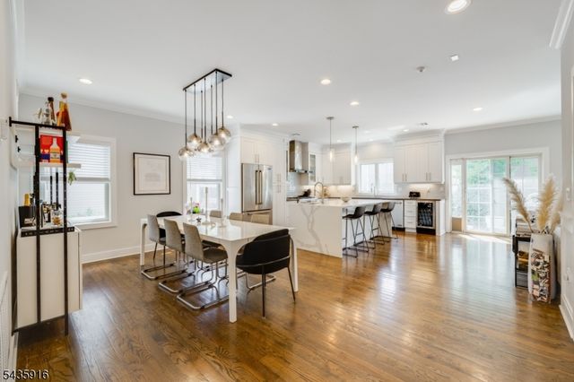 19 Preston Dr, Livingston Twp., NJ 07039
