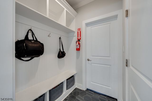 19 Preston Dr, Livingston Twp., NJ 07039