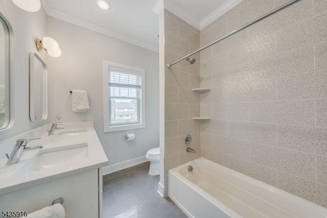 19 Preston Dr, Livingston Twp., NJ 07039