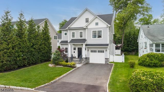 19 Preston Dr, Livingston Twp., NJ 07039