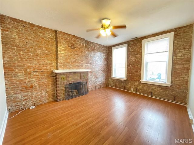 4656 Virginia Avenue, St Louis, MO 63111