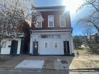 4656 Virginia Avenue, St Louis, MO 63111