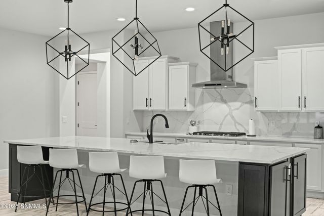 385 Marisa Court, Las Cruces, NM 88007