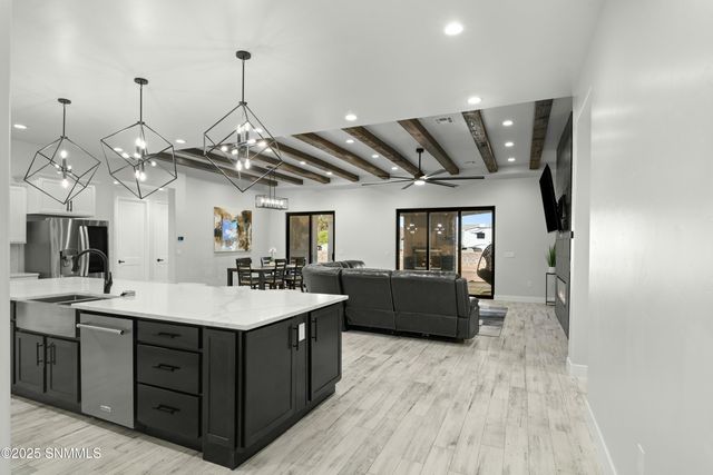385 Marisa Court, Las Cruces, NM 88007