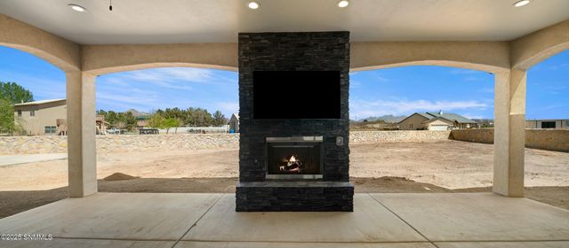 385 Marisa Court, Las Cruces, NM 88007