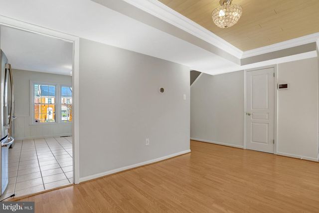 8070 POWDERBROOK LN, Springfield, VA 22153