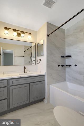 8070 POWDERBROOK LN, Springfield, VA 22153