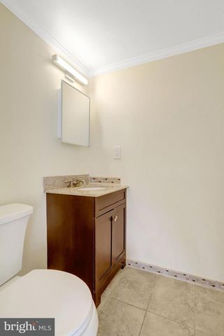 8070 POWDERBROOK LN, Springfield, VA 22153