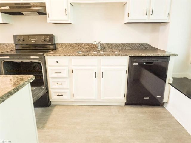 376 Merrimac Trl Unit 622, Williamsburg, VA 23185
