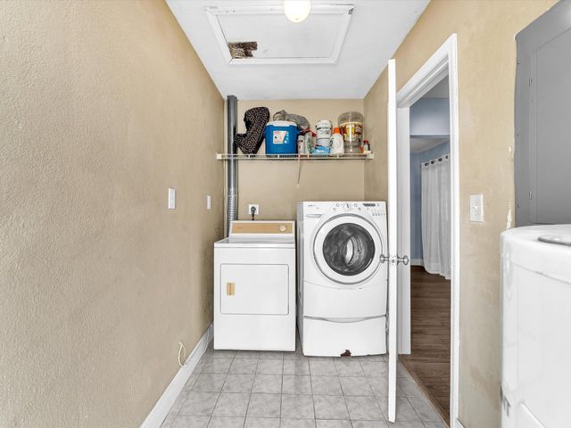 7615 NW 68th Avenue, Tamarac, FL 33321