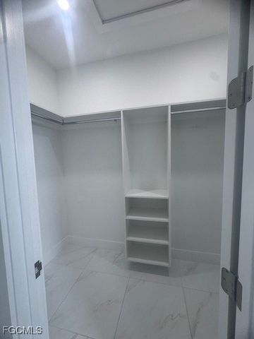 24 Chiquita BLVD S, Cape Coral, FL 33991