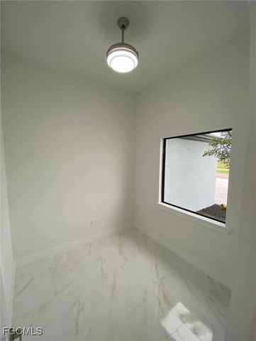 24 Chiquita BLVD S, Cape Coral, FL 33991