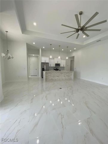 24 Chiquita BLVD S, Cape Coral, FL 33991