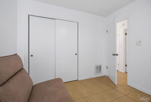 1184 Signal Hill Ln, Pensacola, FL 32514