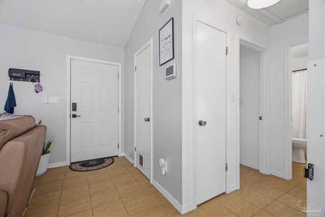 1184 Signal Hill Ln, Pensacola, FL 32514