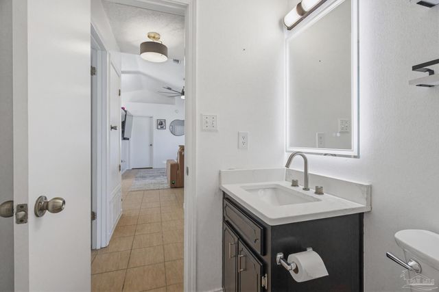 1184 Signal Hill Ln, Pensacola, FL 32514