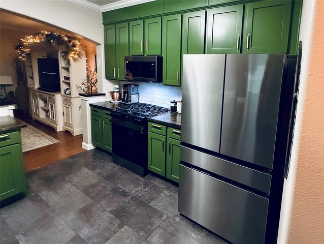 12930 Iris Garden Lane, Houston, TX 77044