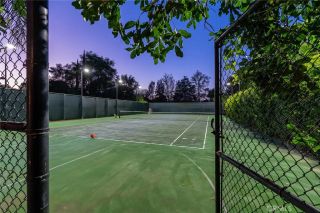 22955 Collins, Woodland Hills, CA 91367