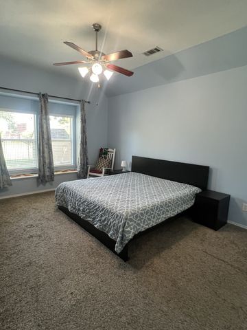 11462 Henderson Dr, Frisco, TX 75035