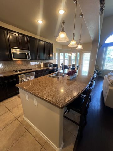 11462 Henderson Dr, Frisco, TX 75035