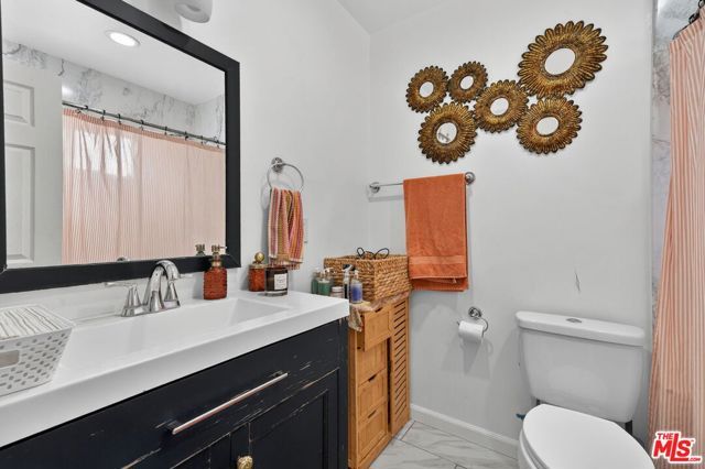 6113 Bonfair Avenue, Lakewood, CA 90712
