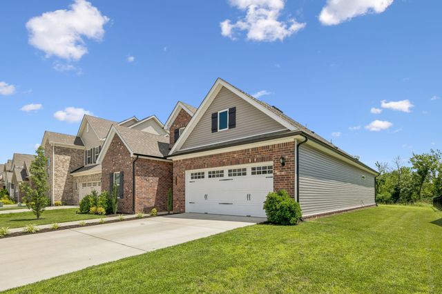 2073 Creekland View Blvd, Nashville, TN 37207